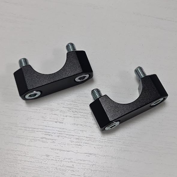 Комплект верхних креплений руля 28 мм. 