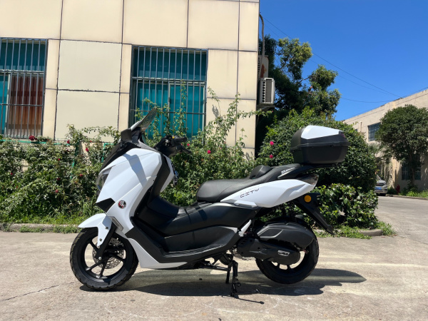 Скутер SPRMOTORS CITY MAX 180 EFI