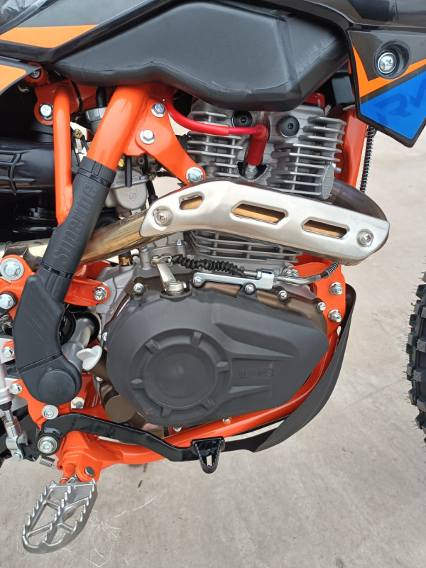 Мотоцикл Regulmoto ATHLETE PRO 300 (4 valves) 6 передач