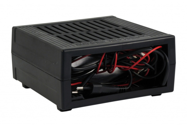 Зарядное устройство Вымпел-27 (автомат, 0-7А, 14.1/14.8/16 В сегментный ЖК индикатор)