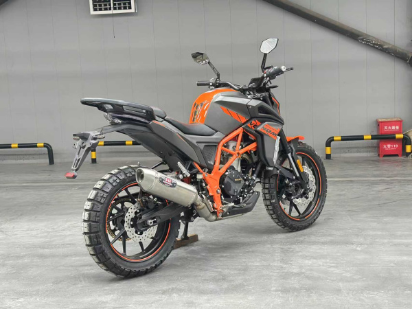 Мотоцикл Regulmoto VENOM