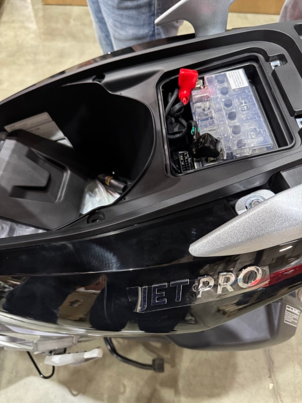 Скутер VMC JET Pro