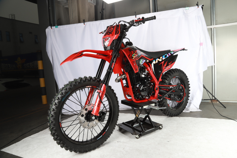 Мотоцикл Sanchez Bandit YB300R