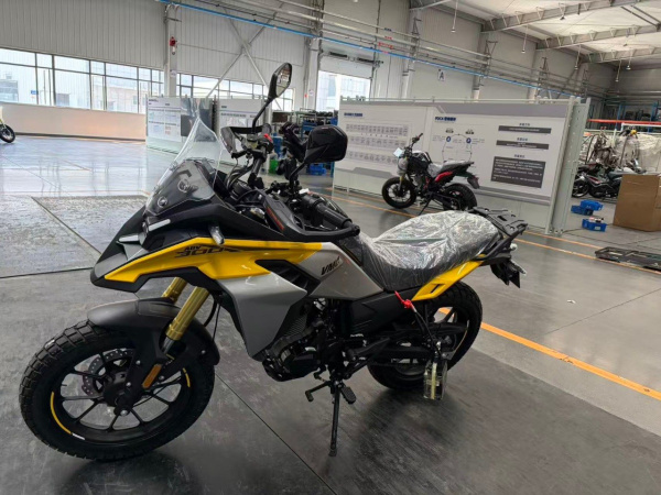 Мотоцикл VMC ADV 300