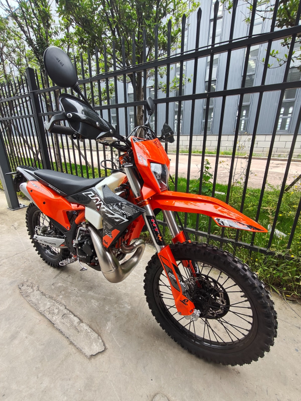 Мотоцикл Regulmoto Lanza 2T 250