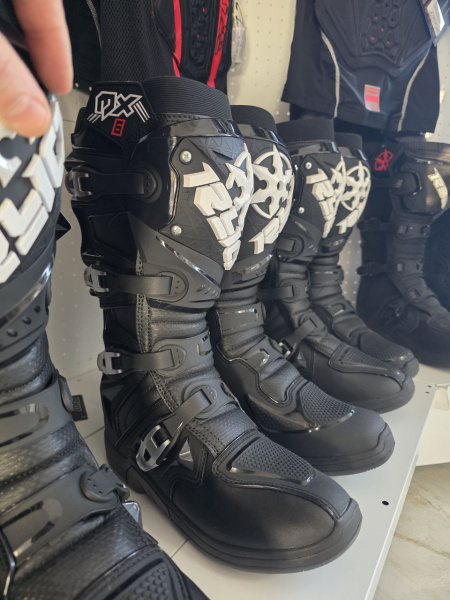 Защита для ног:Мотоботы RYO Racing MX6 Enduro, Черный / белый