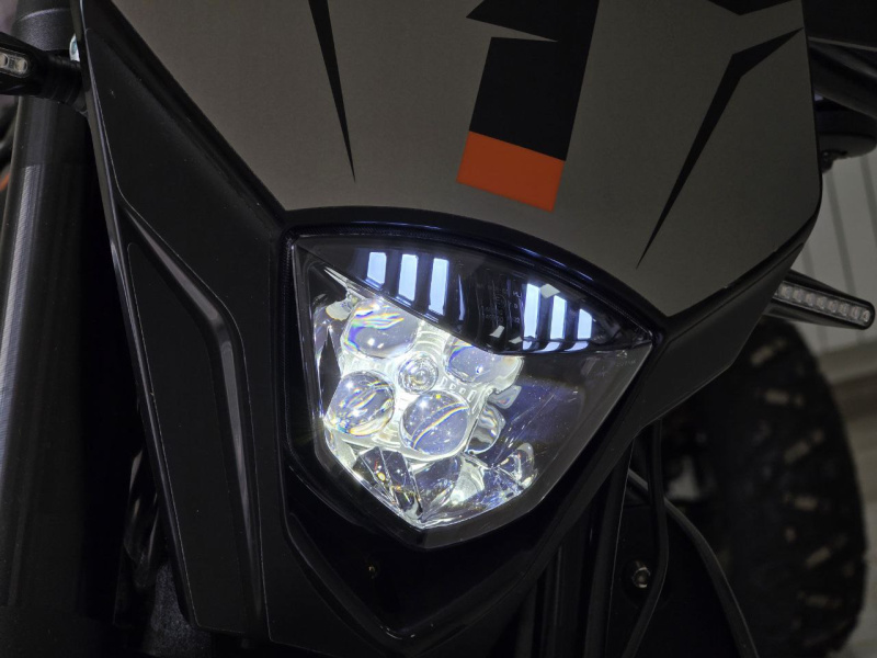 Мотоцикл Regulmoto CR-X PRO