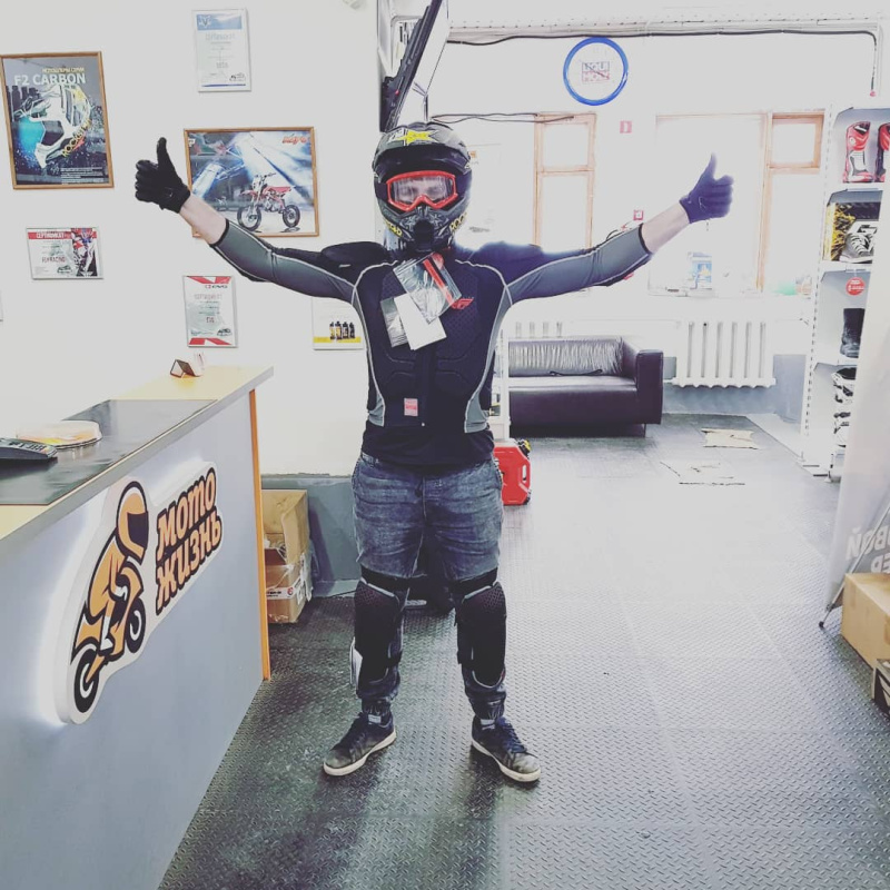 Защита тела FLY RACING BARRICADE  L/S SUIT  черная