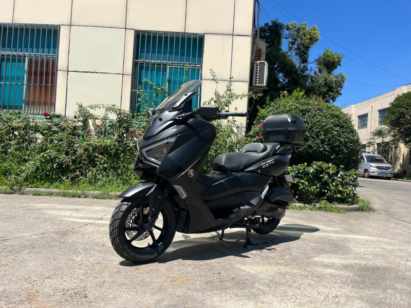 Скутер SPRMOTORS CITY MAX 180 EFI