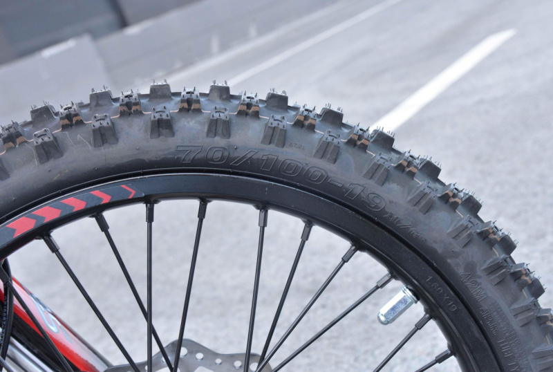 Питбайк Regulmoto Seven Medalist Pro 19/16, 140/49 cc