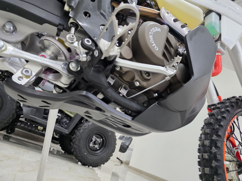 Мотоцикл Regulmoto Crosstrec 300