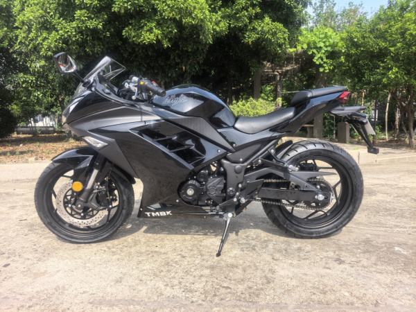 Дорожный мотоцикл TMBK Ninja 400cc