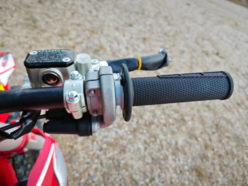 Мотоцикл Regulmoto Holeshot Red Edition (4 valves) ПТС