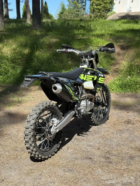 Кроссовый мотоцикл WELS X5 300