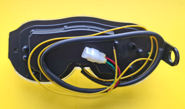 Стоп сигнал Yamaha YZF-R6 "01-02 светодиодный со встроенными поворотниками Стоп сигнал Yamaha YZF-R6 "01-02 светодиодный со встроенными поворотниками