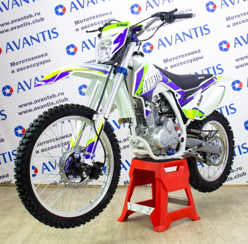 Мотоцикл Avantis FX 250 Basic (172 FMM)