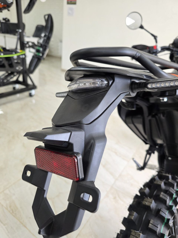 Мотоцикл Regulmoto CR-X PRO