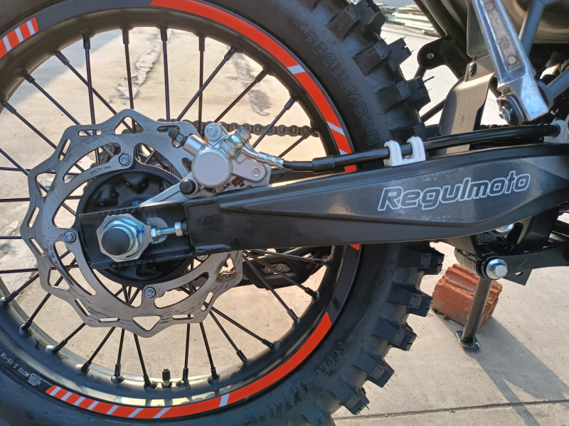 Мотоцикл Regulmoto CR-X PRO
