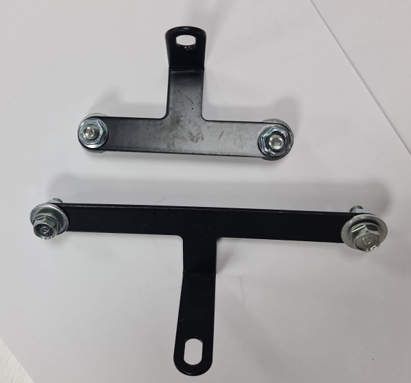 Комплект металлических кронштейнов крепления щитка для номена к питбайку