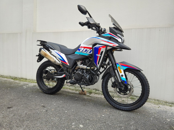 Мотоцикл Regulmoto XADV 300
