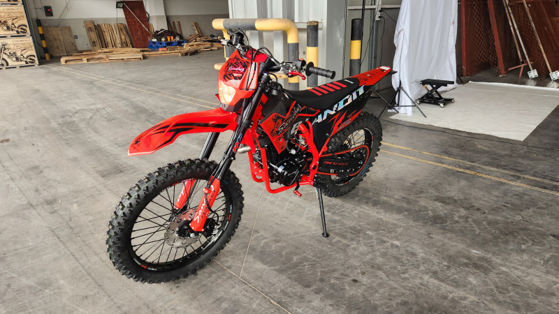 Мотоцикл Sanchez Bandit YB300R