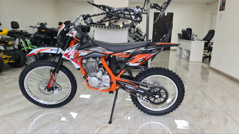 Мотоцикл кроссовый KAYO K2 PRO 21/18 