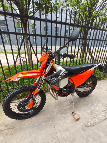Мотоцикл Regulmoto Lanza 2T 250