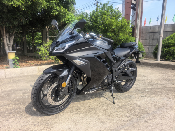 Дорожный мотоцикл TMBK Ninja 400cc
