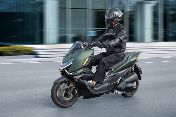 Максискутер ZONTES ZT125-X