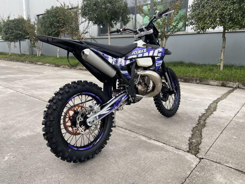 Мотоцикл ROLIZ CROSS 3 LX1E66MM 250cc без ПТС