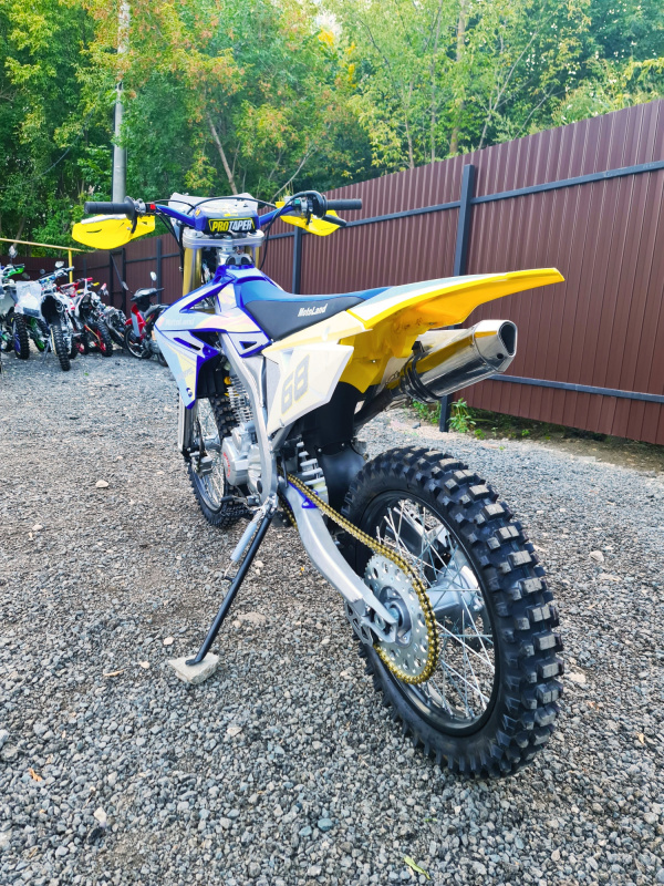 Мотоцикл Кросс Motoland RMZ 250