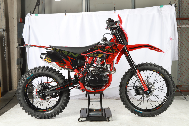 Мотоцикл Sanchez Bandit CB300RL