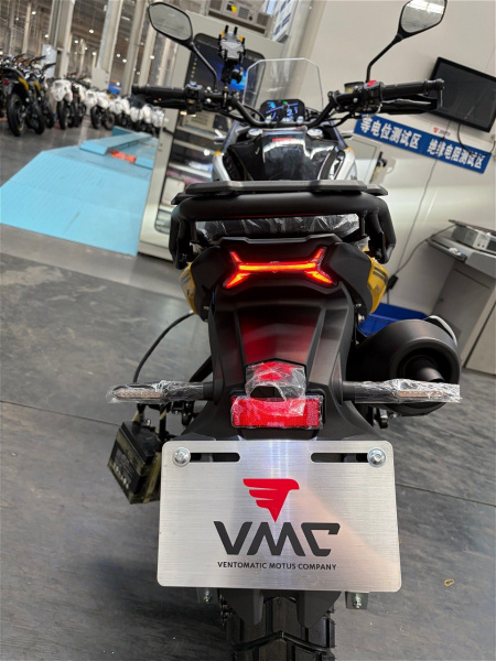Мотоцикл VMC ADV 300