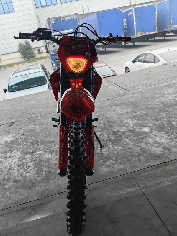 Мотоцикл Sanchez Bandit YB300R