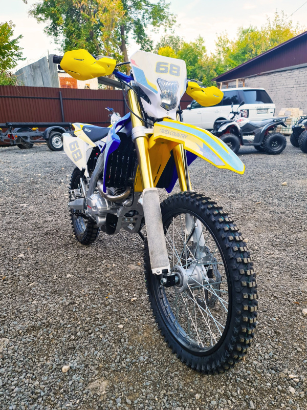 Мотоцикл Кросс Motoland RMZ 250