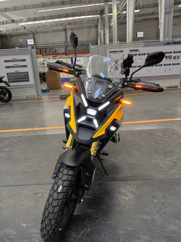 Мотоцикл VMC ADV 300