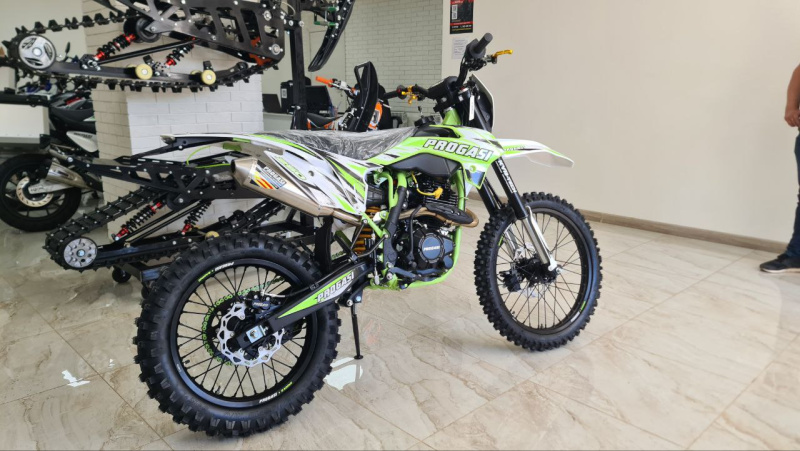 Мотоцикл Progasi SUPER MAX 250