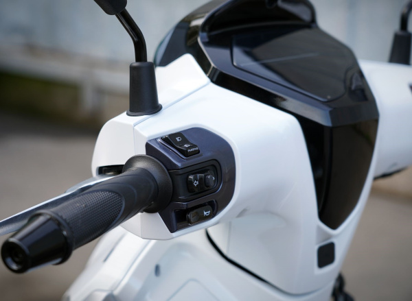 Скутер SYM Symphony ST 200