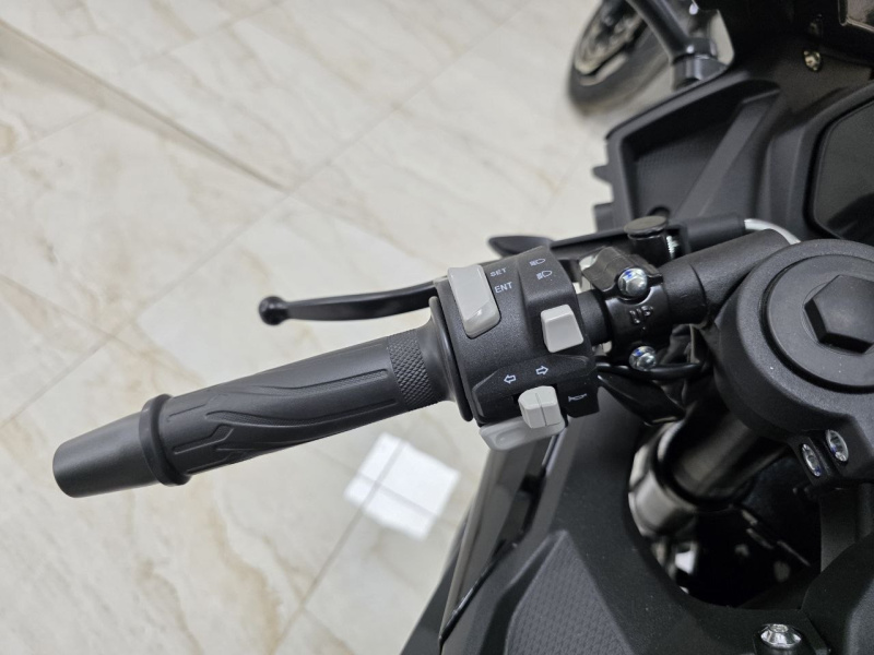 Мотоцикл GPX Demon 250 R