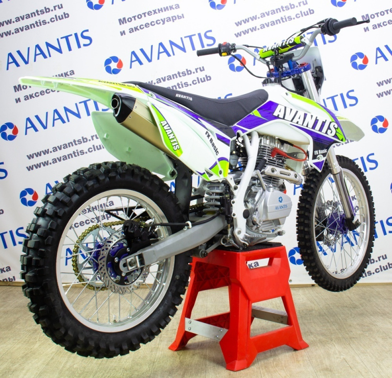 Мотоцикл Avantis FX 250 Basic (172 FMM)