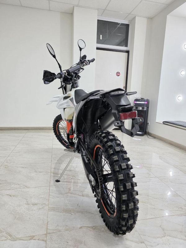 Мотоцикл Regulmoto Crosstrec 300