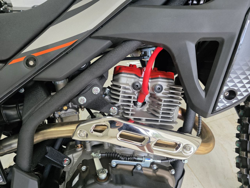 Мотоцикл Regulmoto CR-X PRO