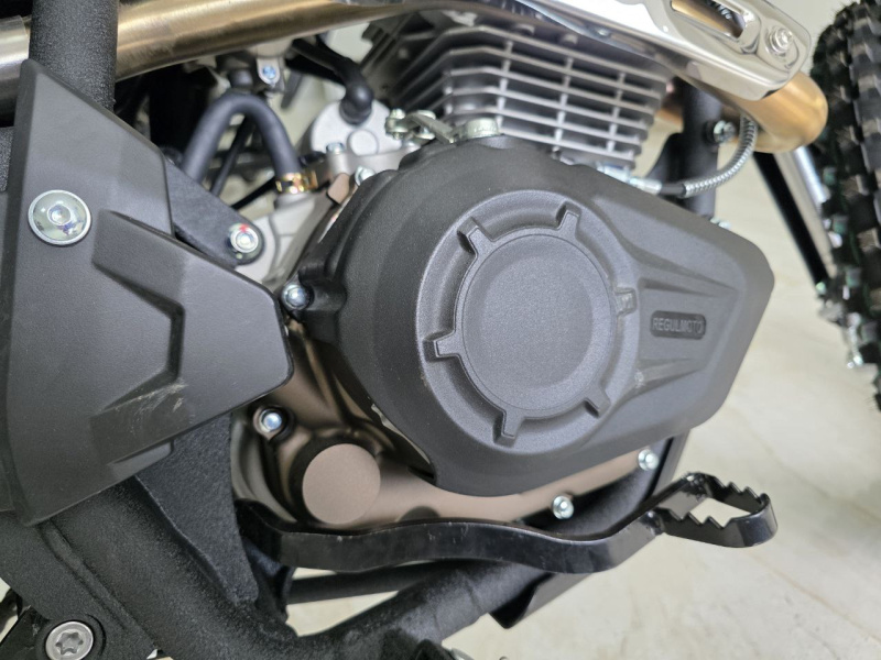 Мотоцикл Regulmoto CR-X PRO