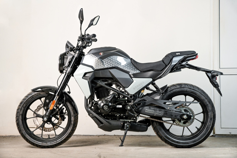 Мотоцикл дорожный SPRMOTORS STREET 250