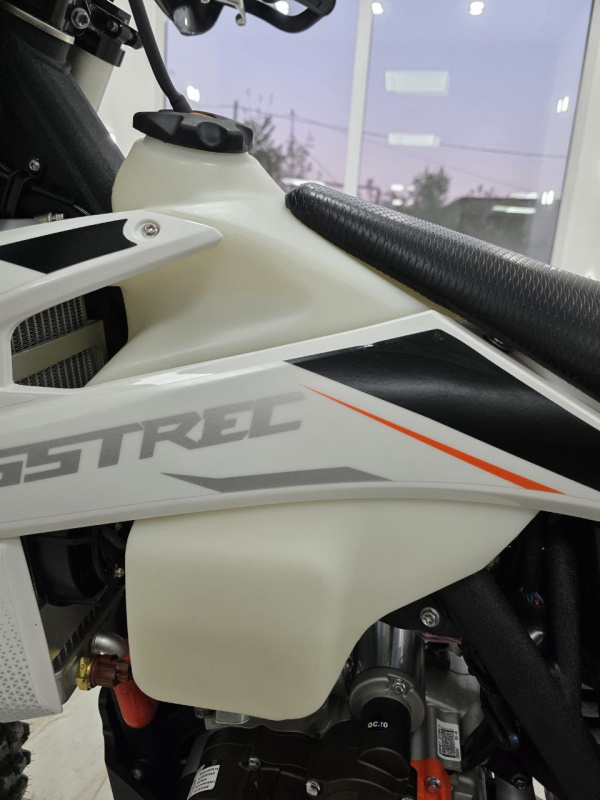 Мотоцикл Regulmoto Crosstrec 300