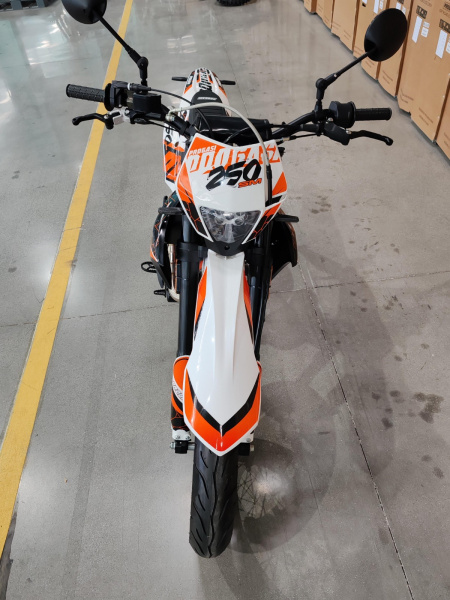 Мотоцикл Progasi Max 250 SM (ZS172MM) с ЭПТС