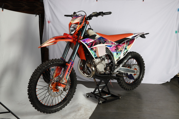 Мотоцикл Sanchez Fury MT300