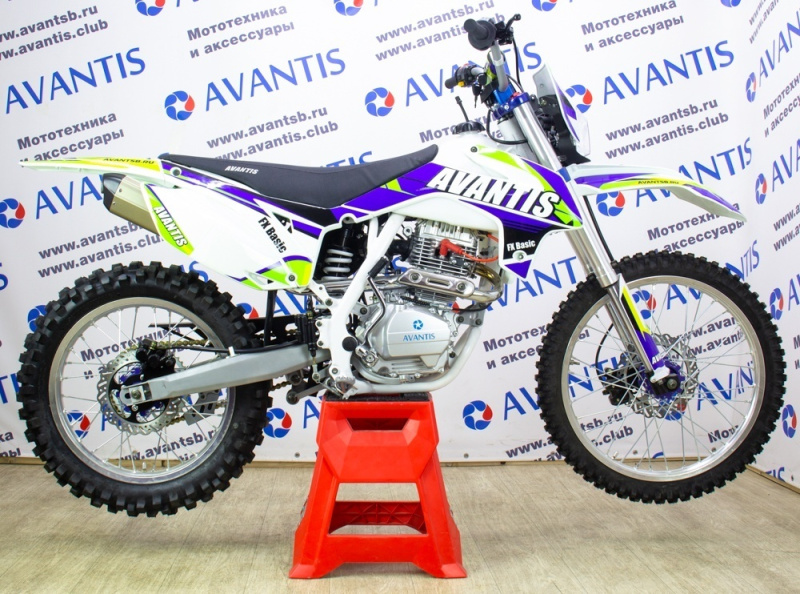 Мотоцикл Avantis FX 250 Basic (172 FMM)