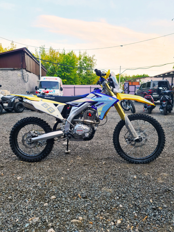 Мотоцикл Кросс Motoland RMZ 250
