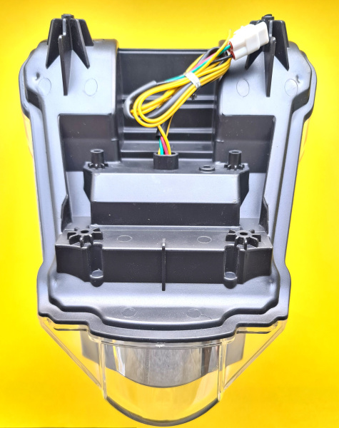 Стоп сигнал Suzuki GSX-R1300 "08-09 Hayabusa светодиодный со встроенными поворотниками Стоп сигнал Suzuki GSX-R1300 "08-09 Hayabusa светодиодный со встроенными поворотниками